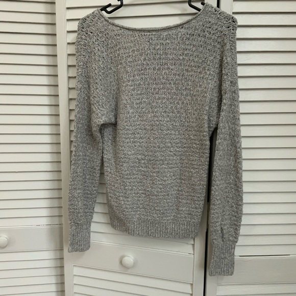 Abercrombie Off the shoulder sweater - Picture 4 of 5
